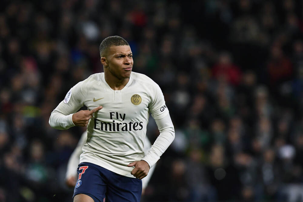 监控员工微信只需300元？窒息管理终究不得人心